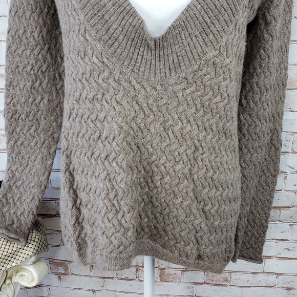 Joie S? Low Scoop Wool/Alpaca Blend Tunic Sweater - Picture 2 of 9